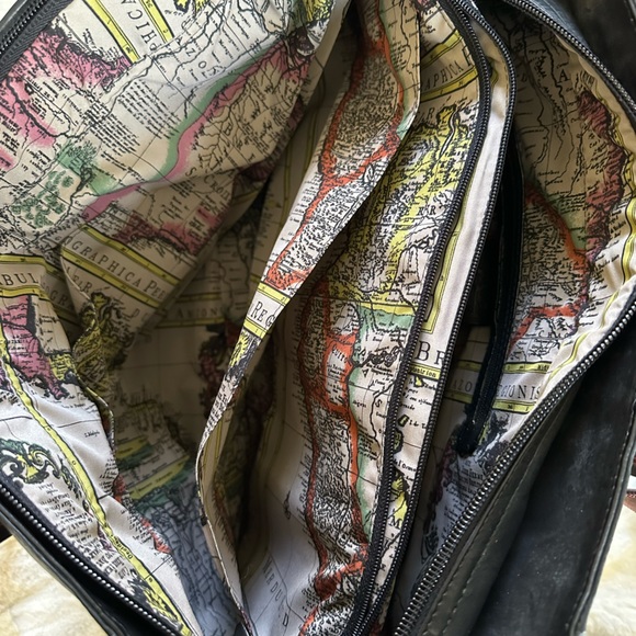 LAND | CLEOPATRA SHOPPER Tote | Black Vaqueta Leather - Picture 12 of 14